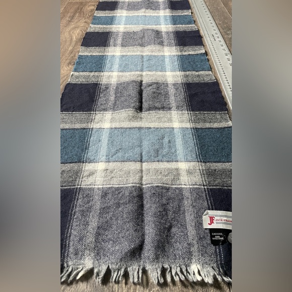 Jack Fraser wool scarf. Navy, sky blue, grey charcoal - Picture 6 of 9